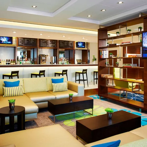 Courtyard by Marriott Aberdeen Airport hotel interior